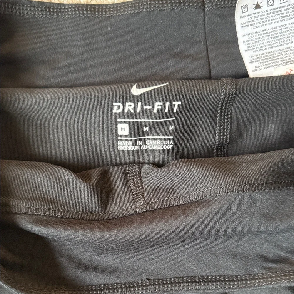 Nike Skirt Womens Medium Black Dri-Fit Athletic Tennis Skort